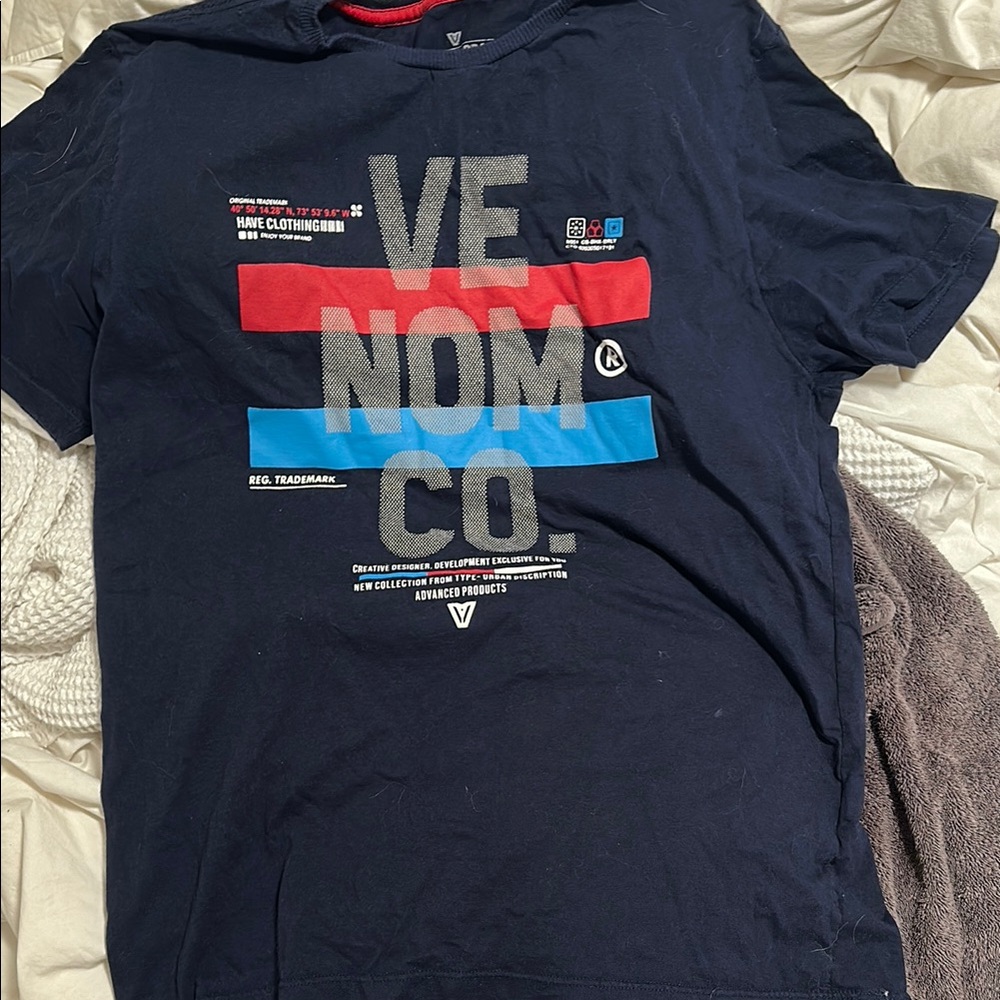 Blue and Red Short Sleeve Tee with Graphic Design